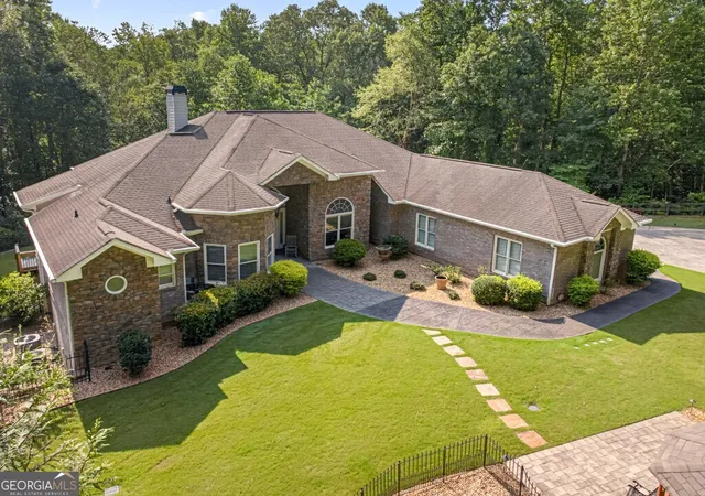 2nd image of 27 Hawks Farm Rd, White, GA 30184 | MLS# 10821588