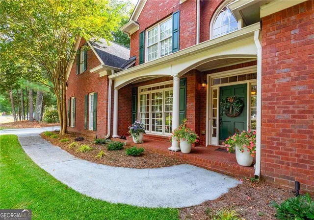 5th image of 2330 Ashbourne Dr, Lawrenceville, GA 30043 | MLS# 10760639