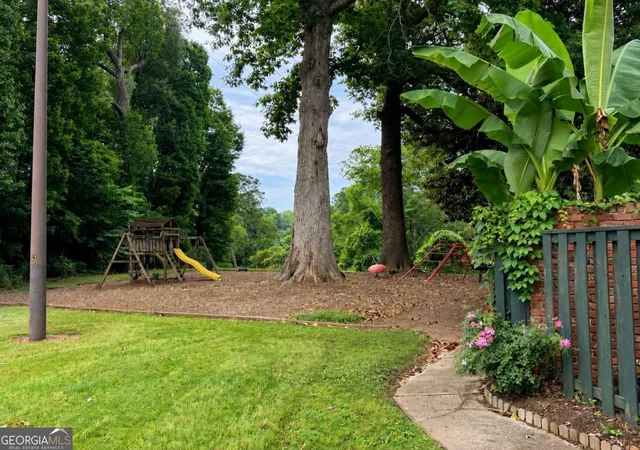 2nd image of 3091 Colonial Wy, Atlanta, GA 30341
