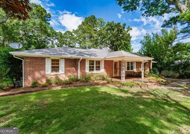 2nd image of 7194 Reinhardt College Pkwy, Waleska, GA 30183 | MLS# 10809620