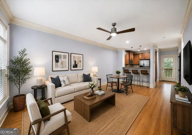 Photo 2 of Townhouse for sale at 1115 Glenridge Pl Ne, Sandy Springs, GA 30342 | MLS# 10834230 | Listing updated on 2026-09-10