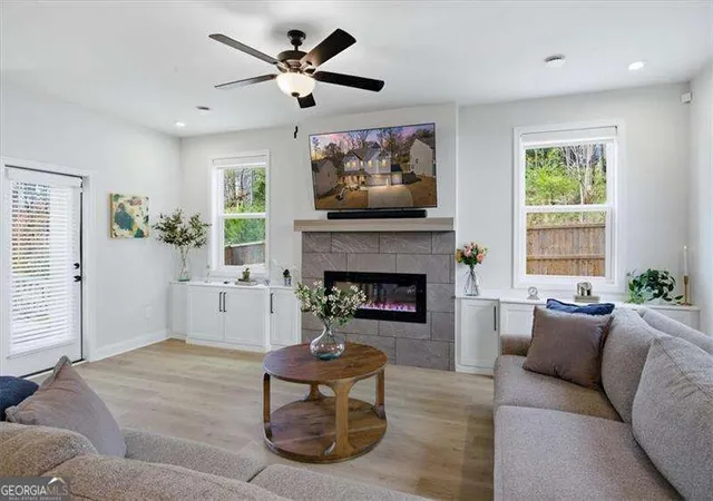 4th image of 2435 Hidden Creek Rd, Kennesaw, GA 30152 | MLS# 10822532