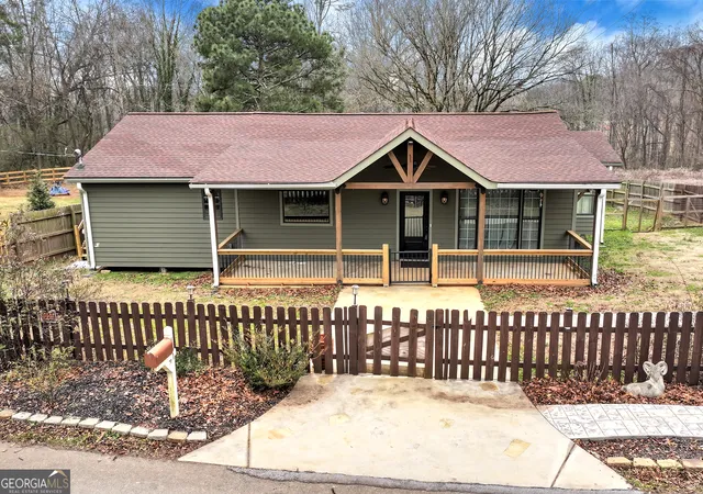 Photo 2 of Sale Pending at 161 Old Vandiver Rd, Canton, GA 30114 | MLS# 10685949 | Listing updated on 2026-06-01