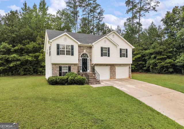 Photo 2 of Single family home for sale at 145 Clover Valley Dr, Covington, GA 30016 | MLS# 10822406 | Listing updated on 2026-08-27