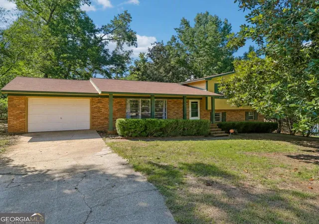 1st image of 3762 Fairington Dr, Hephzibah, GA 30815 | MLS# 10821029