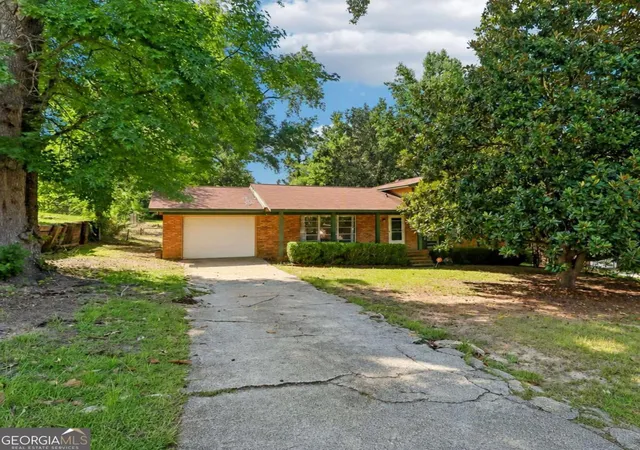 Photo 3 of Single family home for sale at 3762 Fairington Dr, Hephzibah, GA 30815 | MLS# 10821029 | Listing updated on 2026-08-24