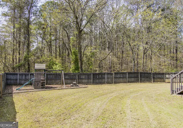 Photo 3 of Sale Pending at 1 Hogan Ln Nw, Rome, GA 30165 | MLS# 10491015 | Listing updated on 2025-10-08