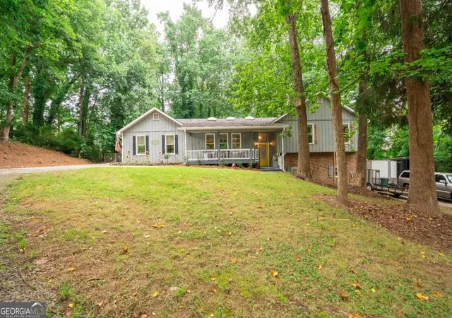 Photo 1 of Single family home for sale at 2627 Pinebrook Dr, Gainesville, GA 30506 | MLS# 10808449 | Listing updated on 2026-10-02