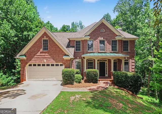 Photo 1 of Single family home for sale at 5014 Lake Holw, Douglasville, GA 30135 | MLS# 10799994 | Listing updated on 2026-09-13