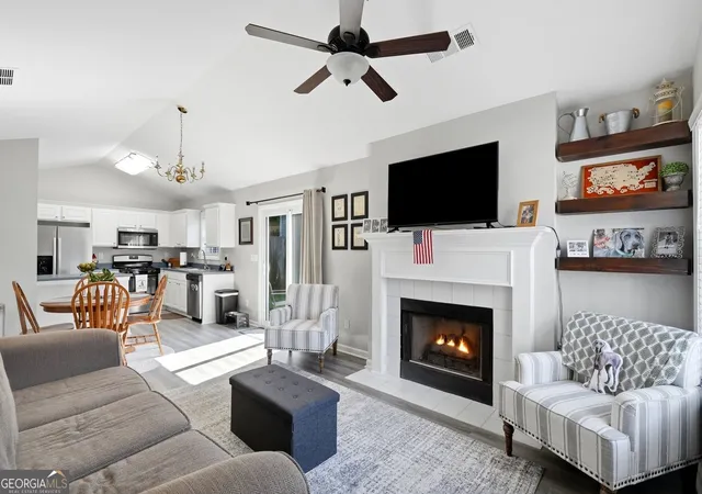 Photo 4 of Single family home for sale at 226 Park Pl, Woodstock, GA 30189 | MLS# 10803784 | Listing updated on 2026-09-15