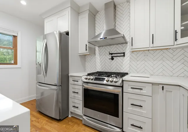Photo 2 of Single family home for sale at 2224 Rando Ln Nw, Atlanta, GA 30318 | MLS# 10832086 | Listing updated on 2026-09-09
