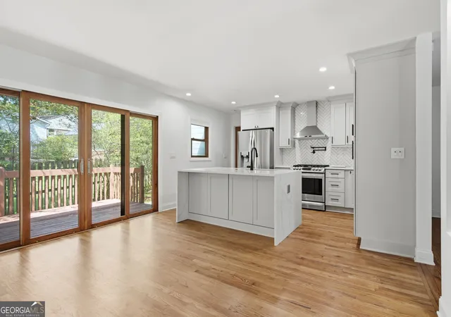 Photo 4 of Single family home for sale at 2224 Rando Ln Nw, Atlanta, GA 30318 | MLS# 10832086 | Listing updated on 2026-09-09
