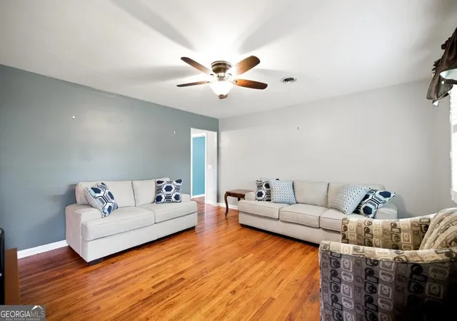 Photo 4 of Sale Pending at 121 Karen Dr, Warner Robins, GA 31088 | MLS# 10835470 | Listing updated on 2026-09-19