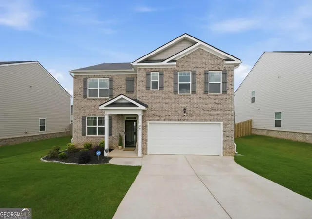 Photo 2 of Single family home for sale at 128 Montgomery Dr, Stockbridge, GA 30281 | MLS# 10791122 | Listing updated on 2026-08-03
