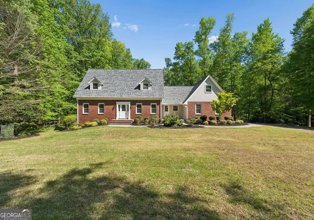 Single family home for sale at 14030 Cogburn Rd, Alpharetta, GA 30004 | MLS# 10735577