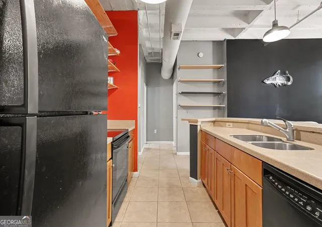 Listing Photo 4 - Condo for sale in building located at 32 Peachtree St, Atlanta, GA 30303 - Unit #307