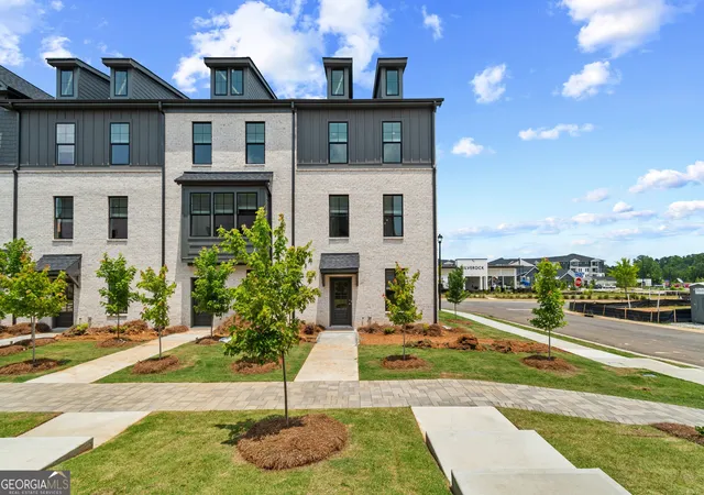 2nd image of 330 Allegro Bnd, Mcdonough, GA 30253 | MLS# 10769077