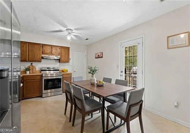 Photo 2 of Sale Pending at 5385 Garvey Dr, Fairburn, GA 30213 | MLS# 10724523 | Listing updated on 2026-09-01