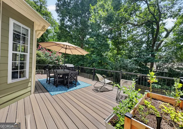Photo 3 of Sale Pending at 242 Independence Ln, Peachtree City, GA 30269 | MLS# 10811048 | Listing updated on 2026-08-09