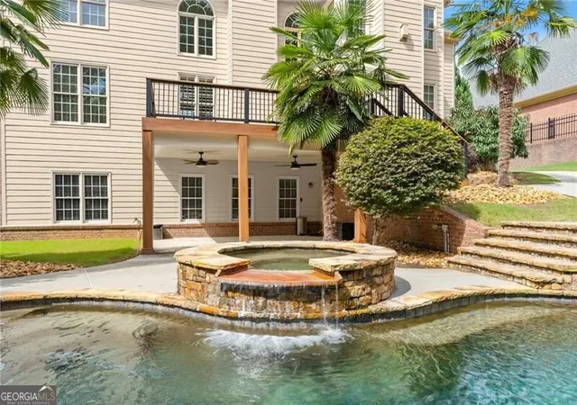 Photo 4 of Sale Pending at 3960 Bonnett Creek Ln, Hoschton, GA 30548 | MLS# 10835406 | Listing updated on 2026-10-22