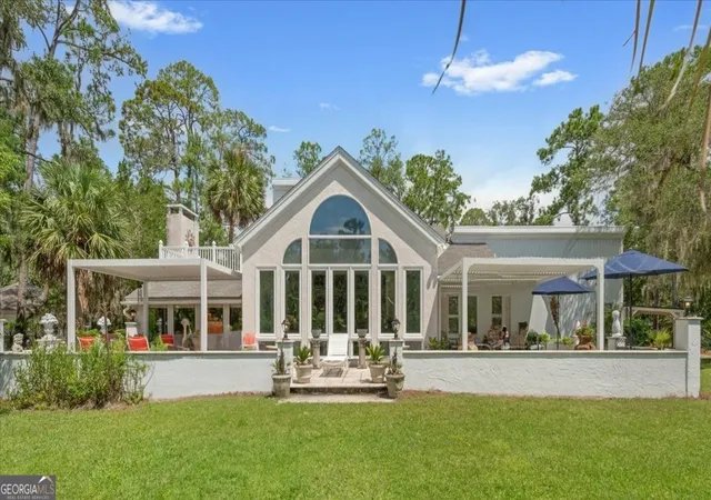 Photo 1 of Single family home for sale at 122 Shore Rush Dr, St. Simons, GA 31522 | MLS# 10811667 | Listing updated on 2026-09-08