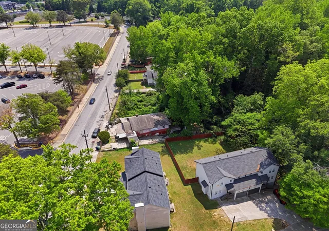 Homes for sale in Atlanta, GA | 1395 Oakland Dr Sw, Atlanta, GA 30310 | MLS# 10770294