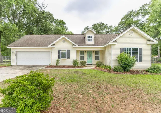 Homes for sale in Hawkinsville, GA | 390 Eastman Hwy, Hawkinsville, GA 31036 | MLS# 10782513