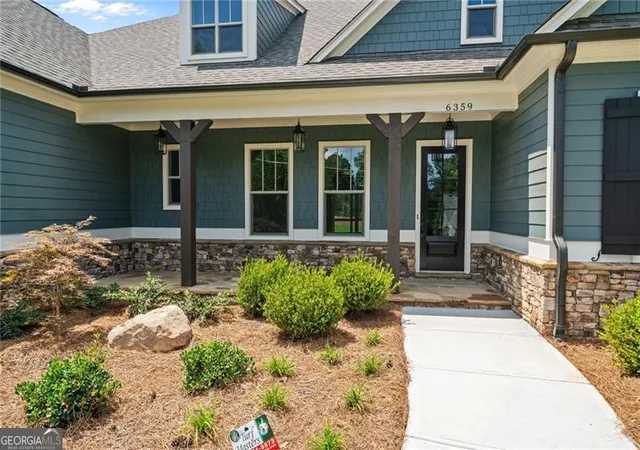 3rd image of 5364 Price Rd, Gainesville, GA 30506 | MLS# 10802203