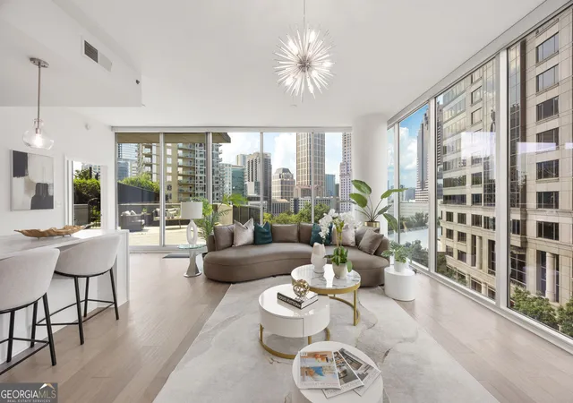 Photo 2 of Condo for sale at 1080 Peachtree St Ne #802, Atlanta, GA 30309 | MLS# 10835603 | Listing updated on 2026-09-11