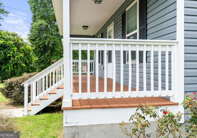 Photo 3 of Sale Pending at 731 Shi Pl, Macon, GA 31206 | MLS# 10823482 | Listing updated on 2026-09-18