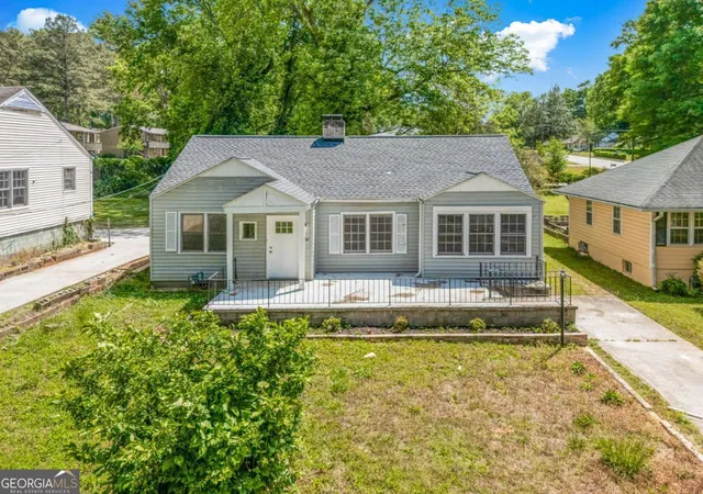 Photo 2 of Single family home for sale at 1774 Campbellton Rd Sw, Atlanta, GA 30311 | MLS# 10808141 | Listing updated on 2026-07-31