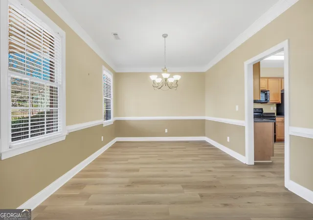 Photo 4 of Sale Pending at 65 Oak Ln, Oxford, GA 30054 | MLS# 10718983 | Listing updated on 2026-09-08