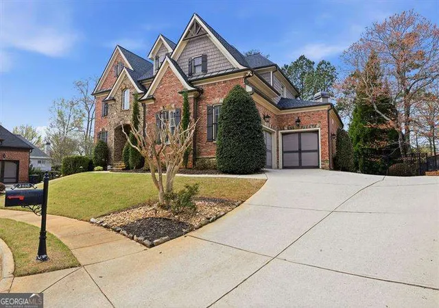 Photo 4 of Single family home for sale at 2895 Lassiter Manor Dr, Marietta, GA 30062 | MLS# 10805227 | Listing updated on 2026-10-15