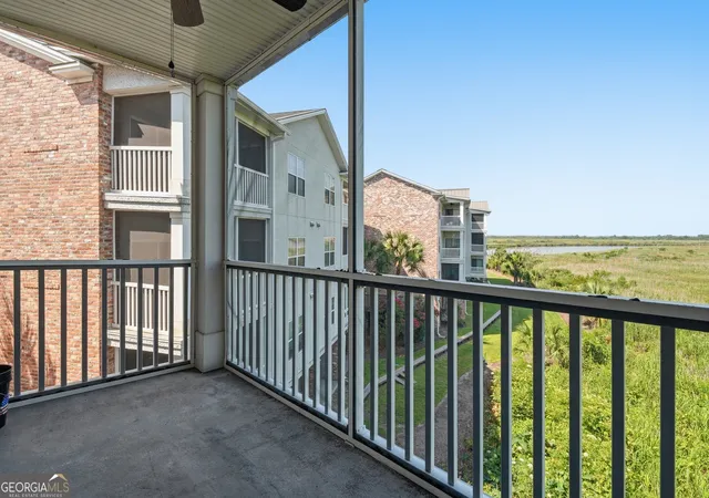 Listing Photo 5 - Condo for sale in building located at 91 Screven St, Darien, GA 31305 - Unit #B204