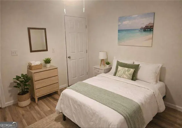 Listing Photo 5 - Condo for sale in building located at 1341 Pine Ave, Atlanta, GA 30344