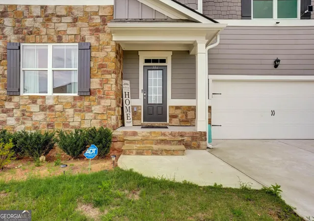 Photo 3 of Single family home for sale at 386 Thompson Dr, Dallas, GA 30132 | MLS# 10821721 | Listing updated on 2026-08-21