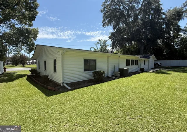 37th image of 209 Bradwell St, Hinesville, GA 31313 | MLS# 10831661