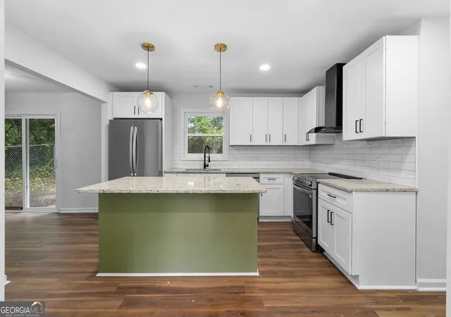 Photo 2 of Single family home for sale at 5270 Longmeadow Ln, South Fulton, GA 30349 | MLS# 10806152 | Listing updated on 2026-09-11