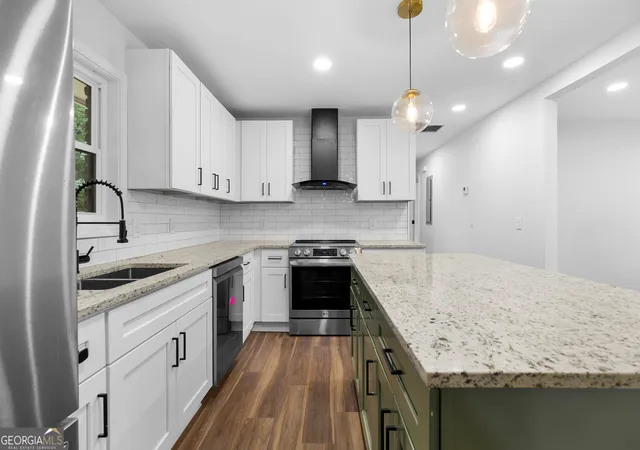 Photo 3 of Single family home for sale at 5270 Longmeadow Ln, South Fulton, GA 30349 | MLS# 10806152 | Listing updated on 2026-09-11