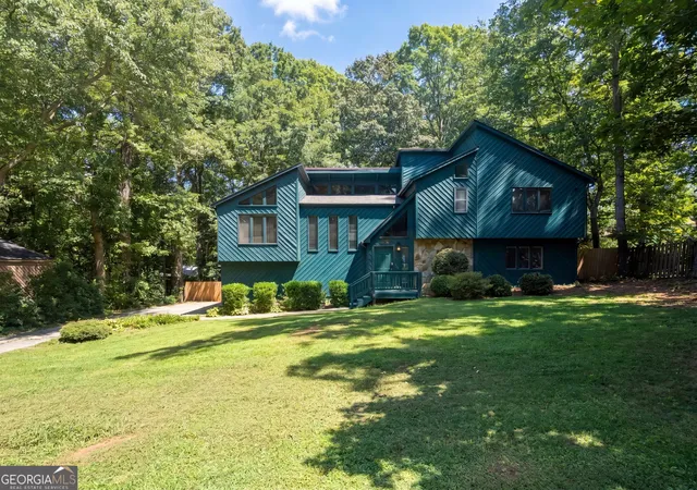 Photo 1 of Single family home for sale at 3409 Woodrun Trl, Marietta, GA 30062 | MLS# 10832773 | Listing updated on 2026-10-03