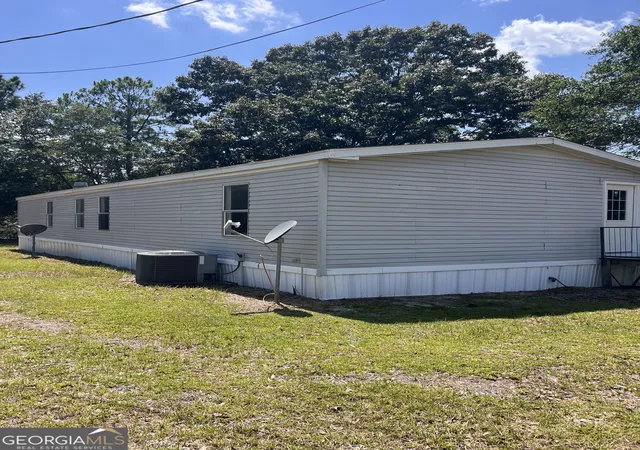 3rd image of 70 Shady Oaks Rd, Eastman, GA 31023 | MLS# 10817592