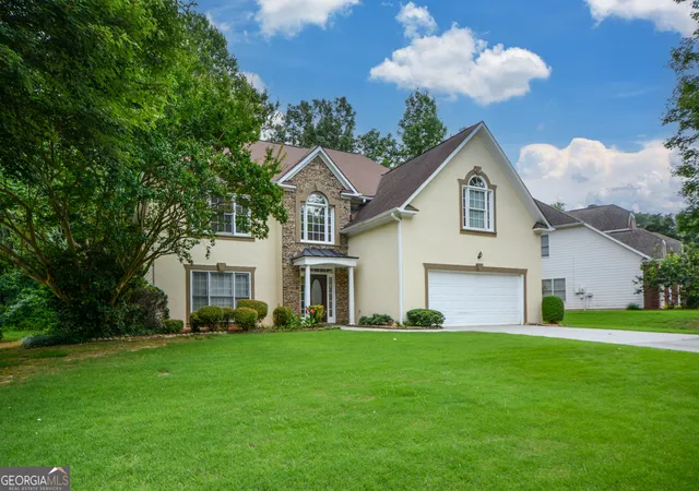 Photo 3 of Single family home for sale at 4736 Cedar Wood Dr Sw, Lilburn, GA 30047 | MLS# 10782955 | Listing updated on 2026-07-14
