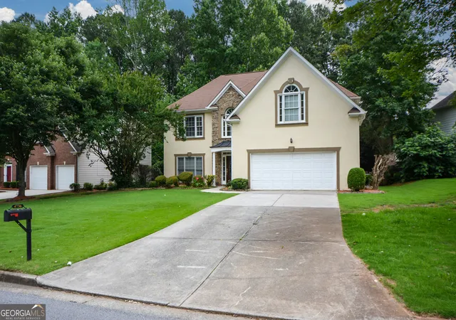 Photo 3 of Single family home for sale at 4736 Cedar Wood Dr SW, Lilburn, GA 30047 | MLS# 10782955 | Listing updated on 2026-07-14
