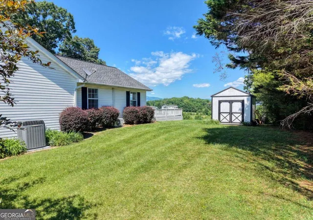 Photo 4 of Single family home for sale at 2112 J V Ledford Rd, Young Harris, GA 30582 | MLS# 10785660 | Listing updated on 2026-07-02