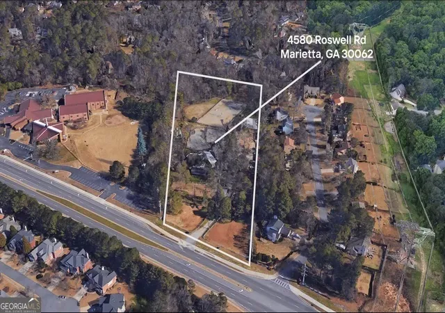 2nd image of 4580 Roswell Rd, Marietta, GA 30062 | MLS# 10387279