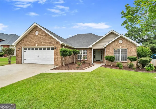 Homes for sale in Warner Robins, GA | 108 Satilla Ln, Warner Robins, GA 31088 | MLS# 10796413
