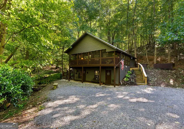 Photo 1 of Single family home for sale at 300 Frost Pine Cir, Jasper, GA 30143 | MLS# 10873918 | Listing updated on 2026-10-30