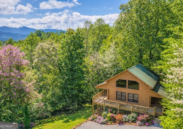 2nd image of 314 Ruby Ridge Dr, Young Harris, GA 30582 | MLS# 10686240
