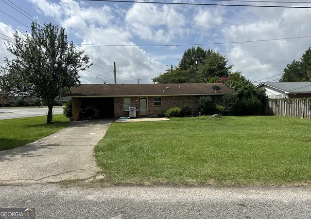 Photo 3 of Single family home for sale at 513 East 1st Ave, Cordele, GA 31015 | MLS# 10812215 | Listing updated on 2026-08-07