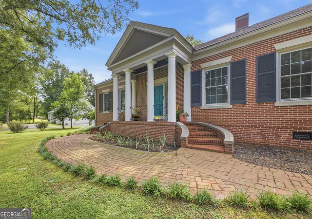 Photo 3 of Single family home for sale at 385 Tavern Ln, Trion, GA 30753 | MLS# 10835018 | Listing updated on 2026-09-16